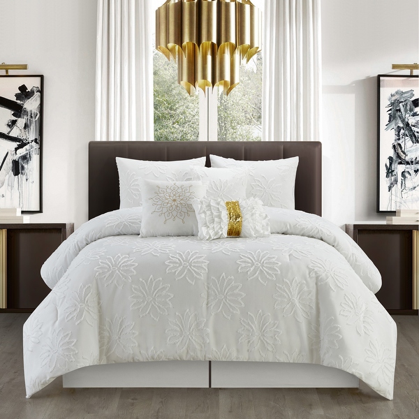3D Floral Pattern Lannie 7 Piece Comforter Set by Grand Avenue