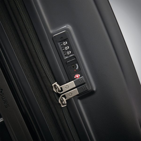Octiv Carry-On Spinner
