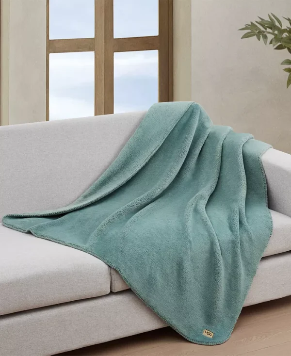 Saige Plush Throw, 50" x 70"