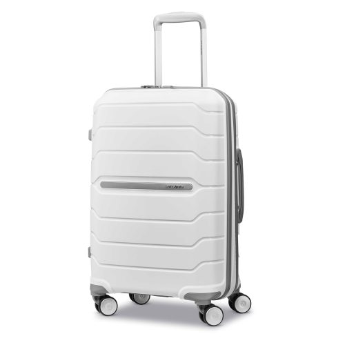 FREEFORM CARRY-ON SPINNER