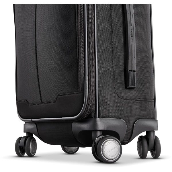 Samsonite Silhouette 17 Medium Spinner
