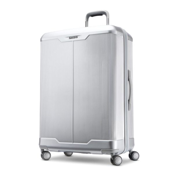 Silhouette 17 Large Hardside Spinner