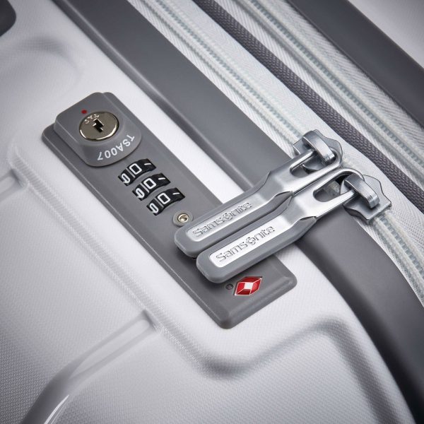 Samsonite Freeform 21" Spinner
