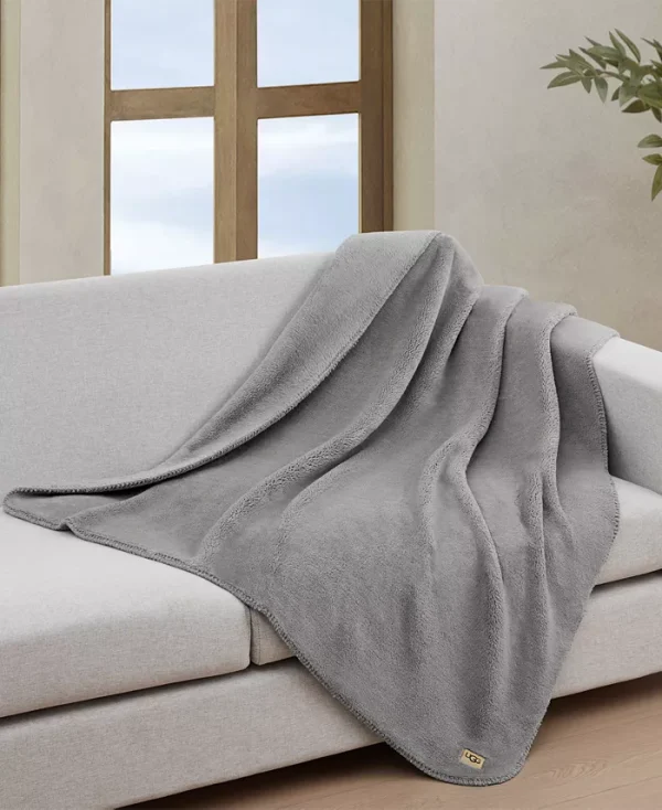 Saige Plush Throw, 50" x 70"