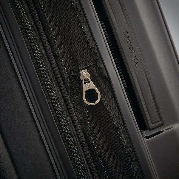 Octiv Carry-On Spinner