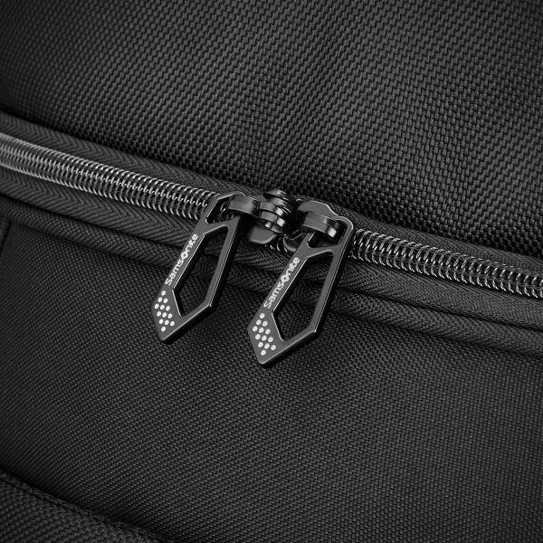 DETOUR 34" WHEELED DUFFEL