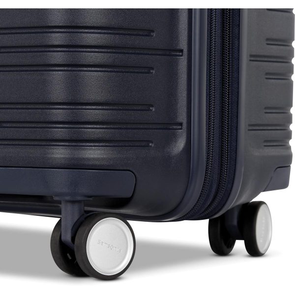 Samsonite Elevation Plus 22X14X9 Spinner